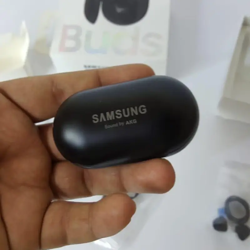 SAMSUNG Galaxy Buds, Black True Wireless Earbuds (Wireless Charging Case Included)