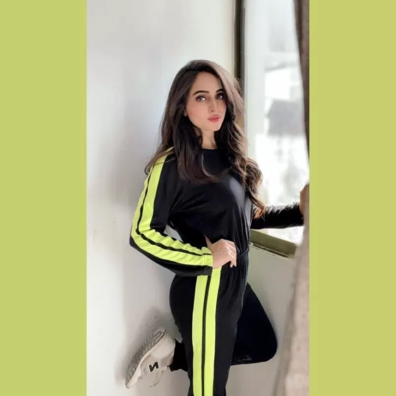 Plain Black with Green Stripes Full Sleeves Track Suit for Women