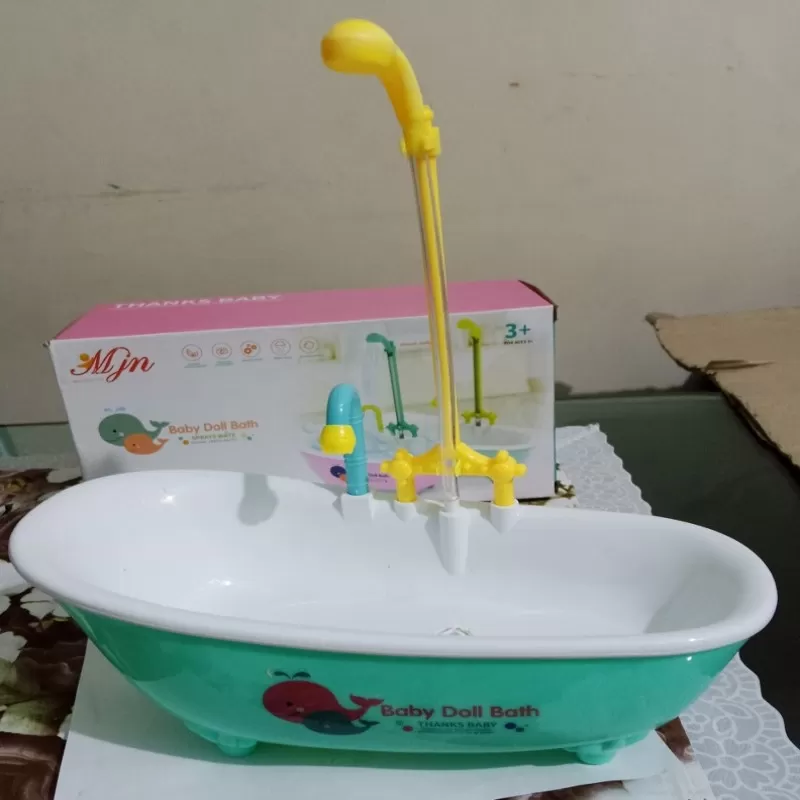 Doll Bath Tub - with battery operated shower