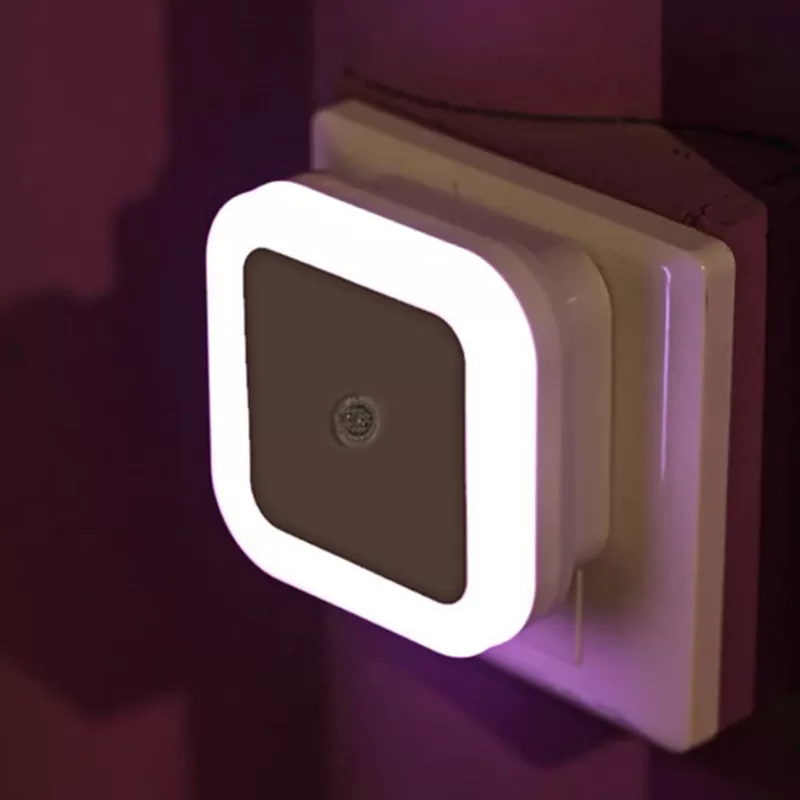 Pack of 4 Automatic On-Off Night Sensor Light