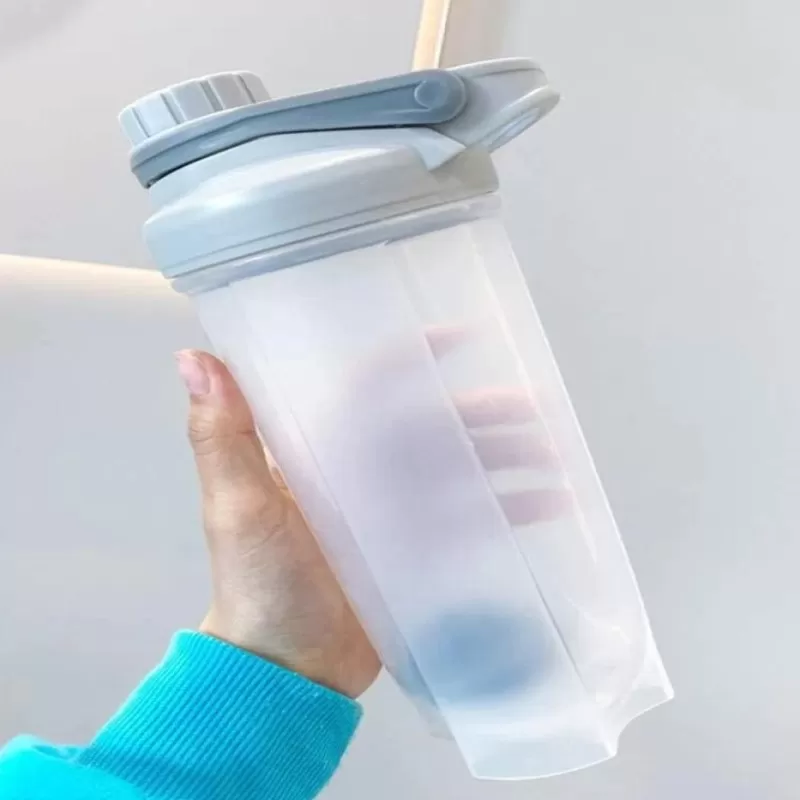 Protein Shaker Bottle Sports Gym Water Bottle Multi-Purpose Shaker with Mix Ball Blender Bottle BPA Free Plastic Easy Grip Leak Proof 700ml