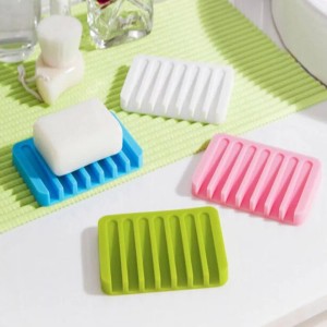 1Pc - Flexible Silicone Soap Dish For Bathroom Accessories Soap Holder Drain Tray Creative Bathroom Tools - Random Color