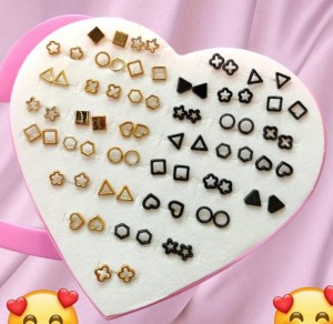 36 Pairs Earrings Mixed Styles Rhinestone Sun Flower Geometric Animal Plastic Stud Earrings Set For Women Girls Jewelry
