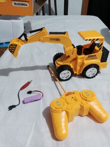 5-Channel R/C Excavator - Rechargeable Battery