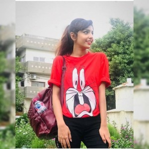 Bugs Bunny Printed Round Neck T Shirt - Red