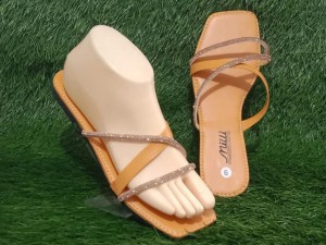 Flat Slipper For Girls/Flat Sandals For Casual Wear
