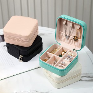 Jewelry Organizer Box for Travelling Leather Box Hair Accessories PU Leather Small Jewelry Box, Travel Portable Jewelry Case for Ring Pendant Earring