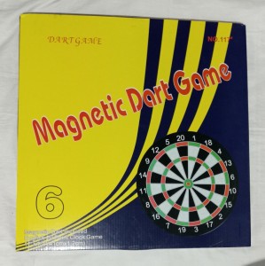 Magnetic Dart Game - 6 darts with 17 inches board