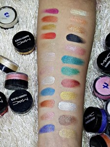 Pack of 12 - Eyeshadow & Highlighter - Multicolour