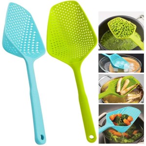 Random Color Plastic Spoon Slotted Drain Water Colander With Handle, Scoop Slotted Strainer Pasta Vegetable Rice Noddles Strainer For Baking, Cooking,