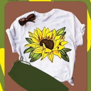 Sunflower printed Half Sleeves T-shirt for Girls/Women's