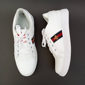 white sneaker shoes for men's