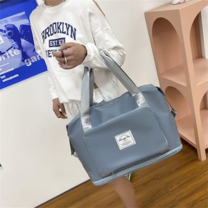 Women Luggage Bag Hand Bag And Shoulder Bag Waterproof Foldable Bag Easy To Carry For Traveling