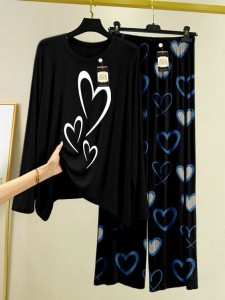 Women's Printed Night Suit with cute heart printed Pajamas - Stylish Sleepwear Set for a Cozy Night's Rest
